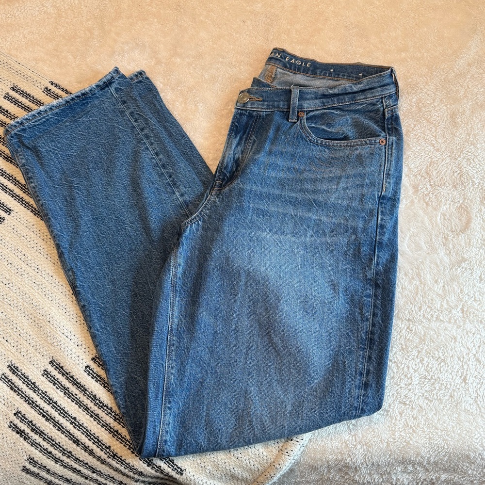 American Eagle Outfitters Classic Blue Jeans